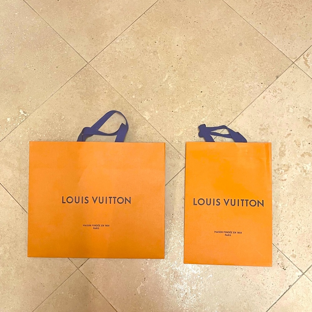 Louis Vuitton Shopping bags